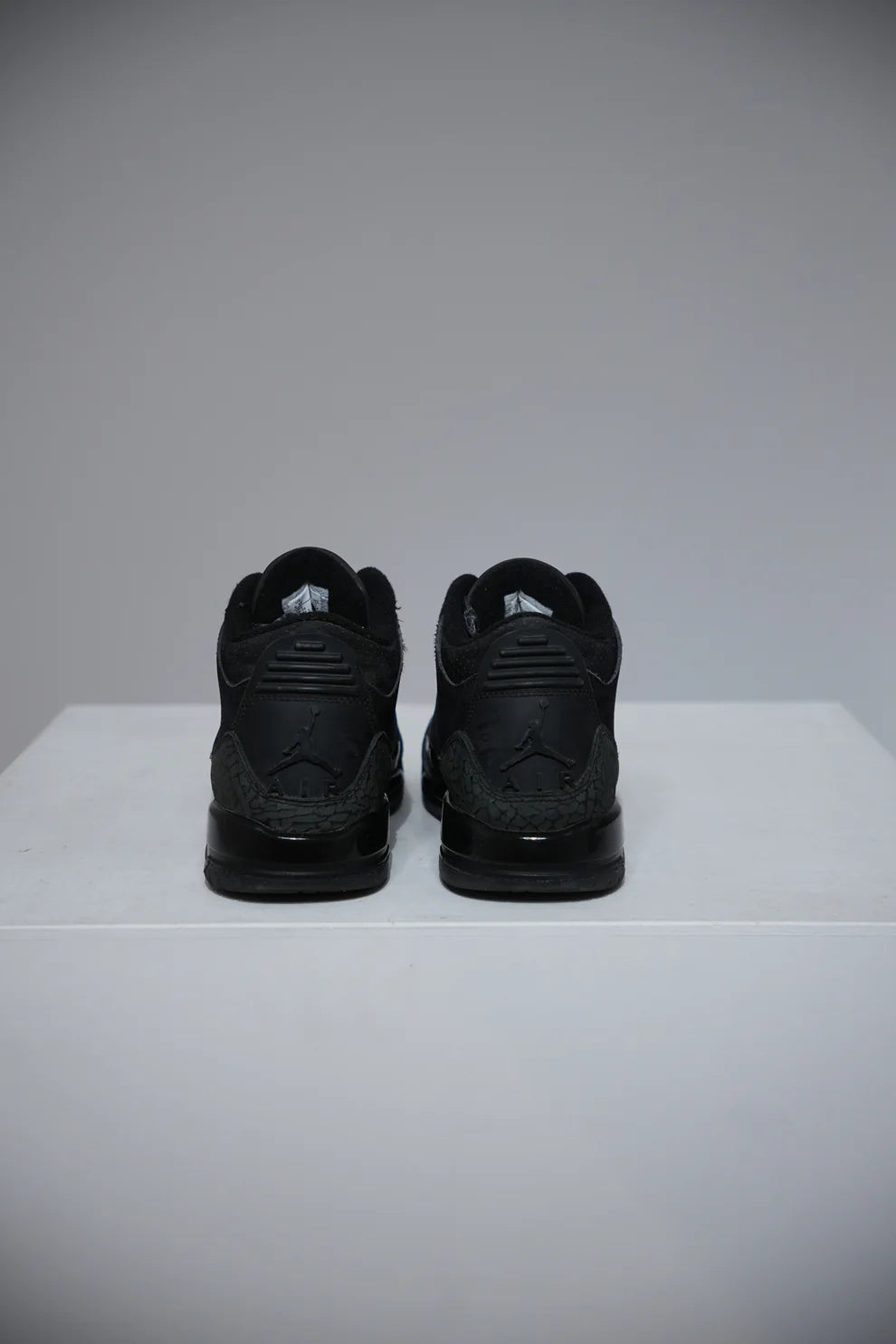 Jordan 3 Black Cat GS (Taille 39)