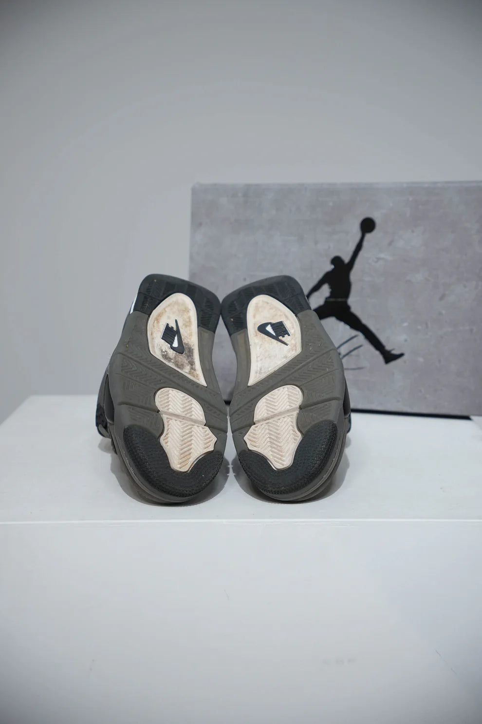 Jordan 4 Cave Stone (Taille 40)