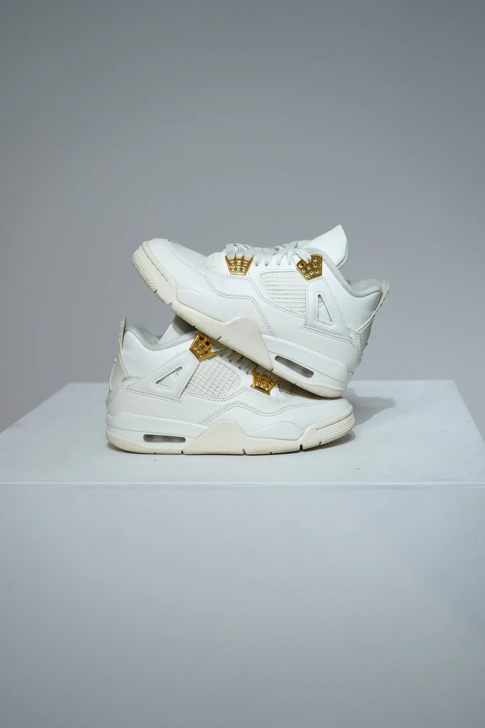 Jordan 4 Metallic Gold (Taille 35,5)