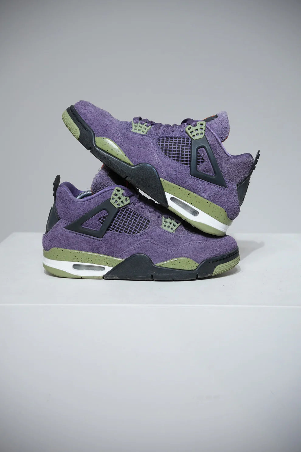 Jordan 4 Canyon purple (Taille 39)