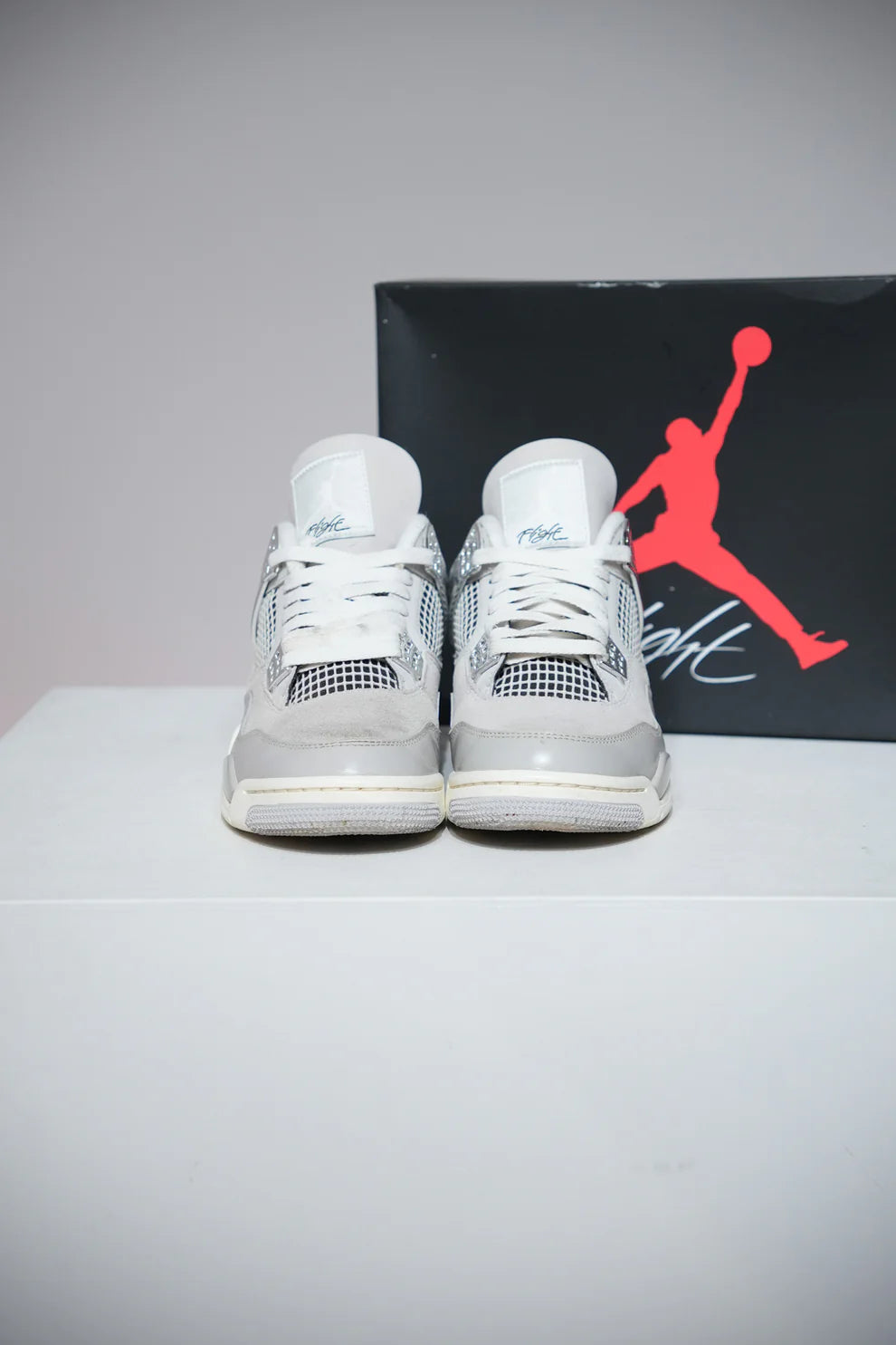 Jordan 4 Frozen Moments (Taille 39)