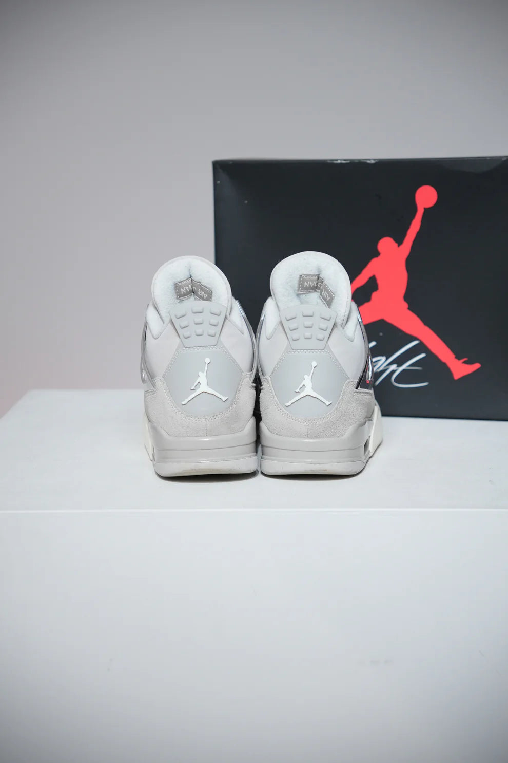 Jordan 4 Frozen Moments (Taille 39)