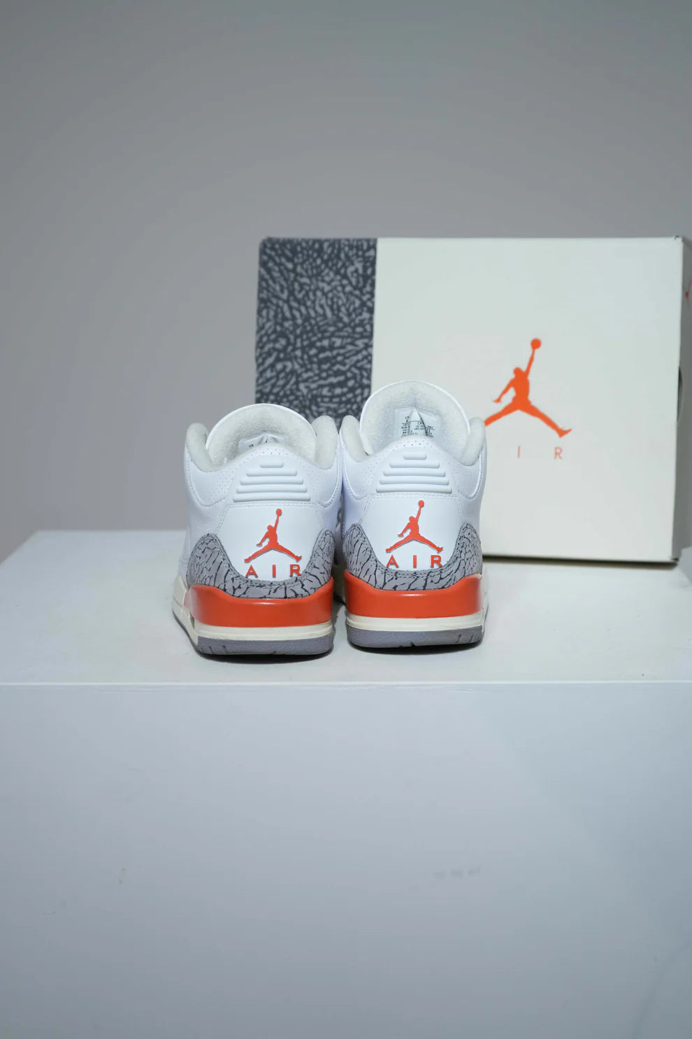 Jordan 3 Peach (Taille 39)
