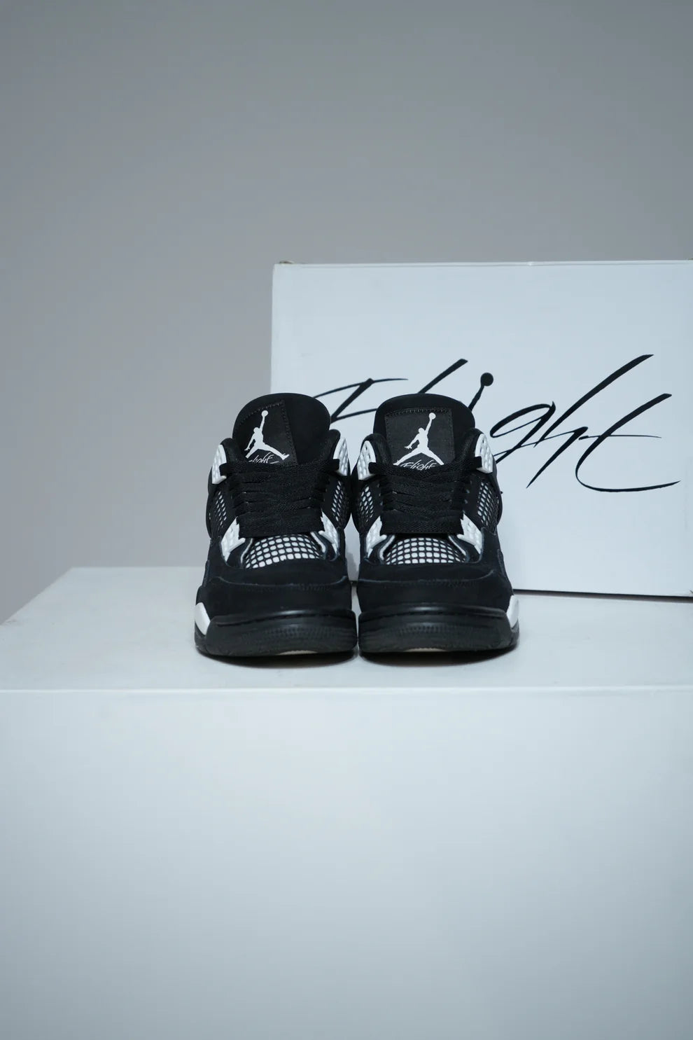 Jordan 4 White Thunder (Taille 40,5)