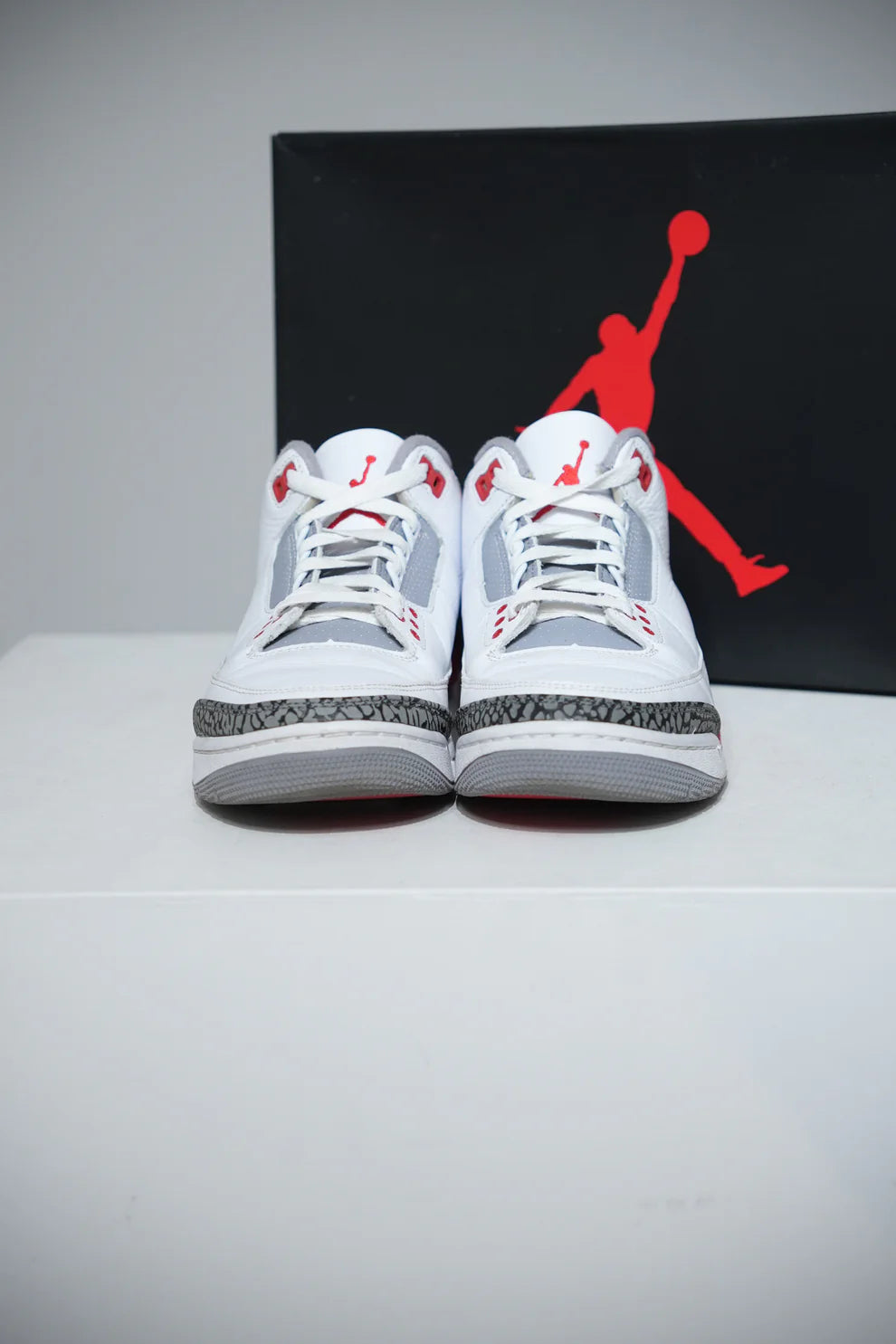Jordan 3 Fire Red (Taille 40,5)