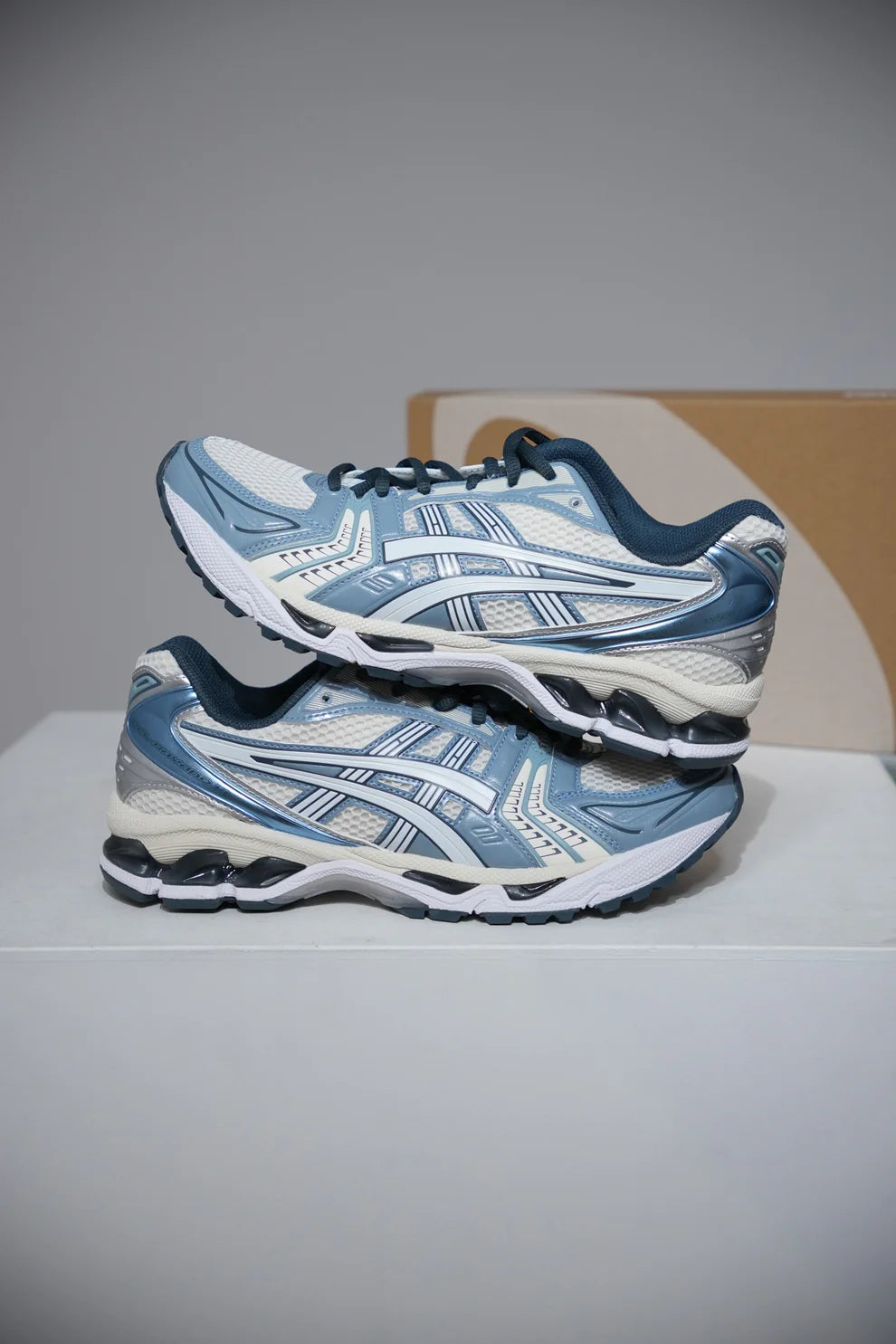 Asics Kayano 14 Indigo (Taille 40,5)