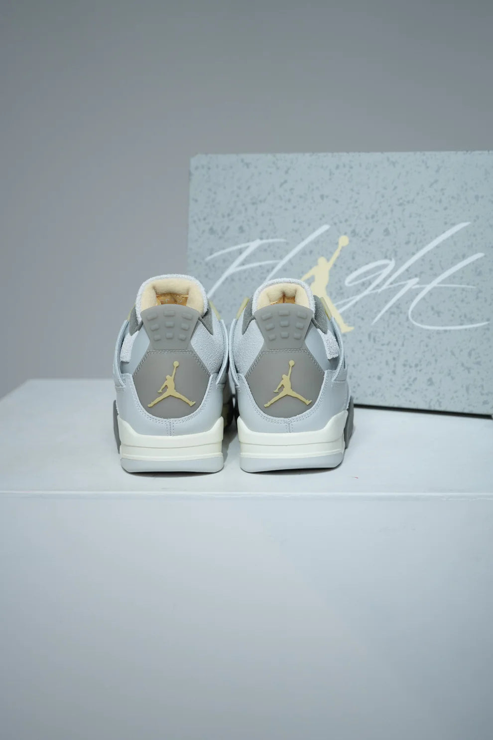 Jordan 4 Craft Photon Dust (Taille 40,5)