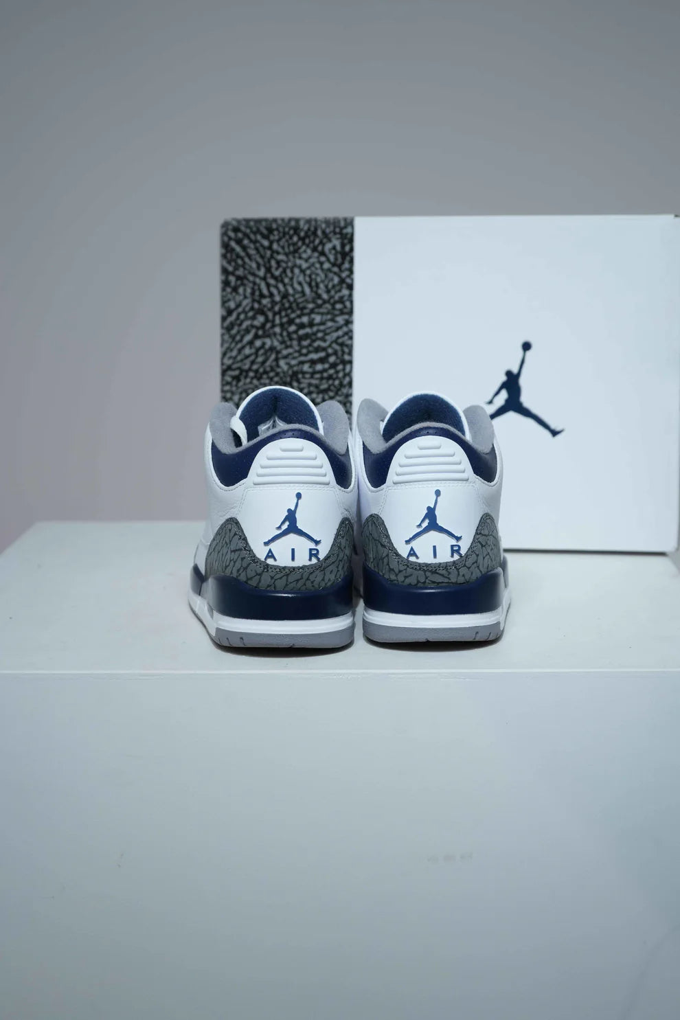 Jordan 3 Midnight Navy (Taille 41)