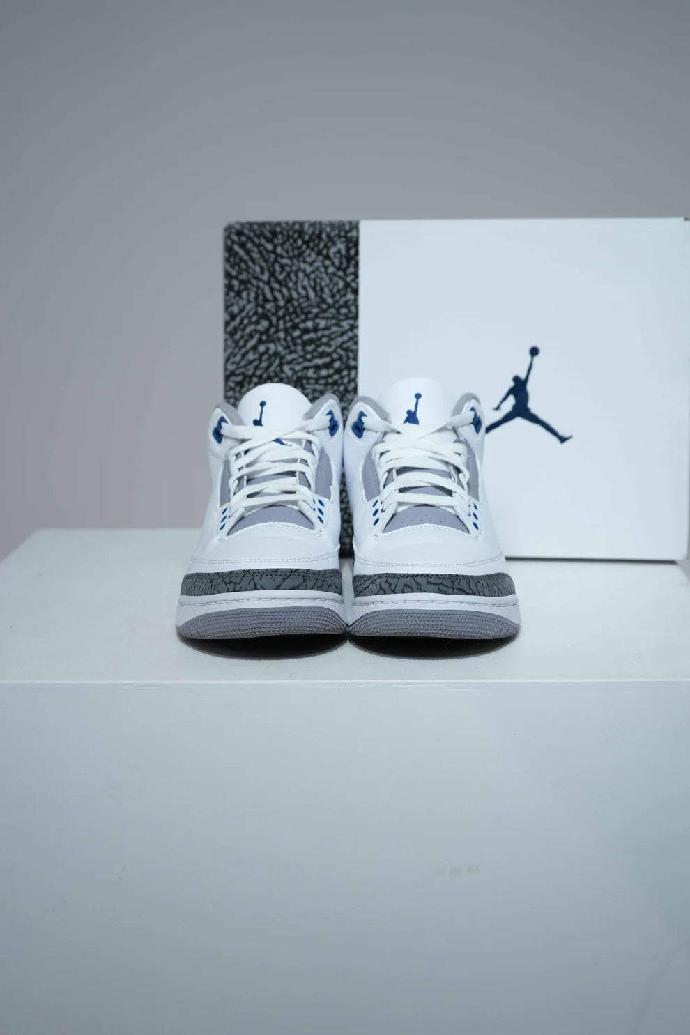Jordan 3 Midnight Navy (Taille 41)