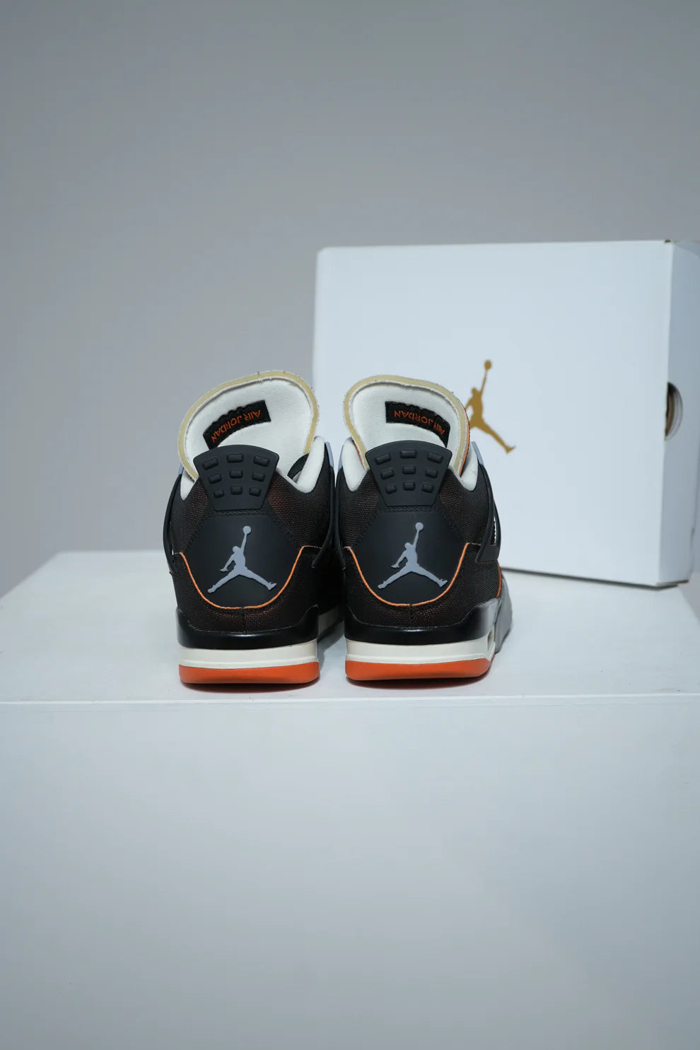Jordan 4 Starfish (Taille 42,5)