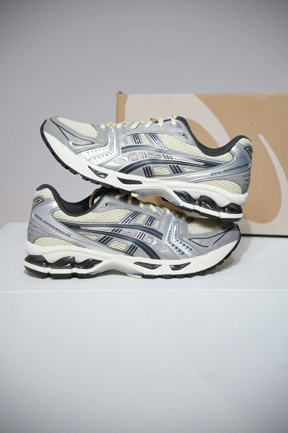 Asics Kayano 14 Oyster White (Taille 43,5)