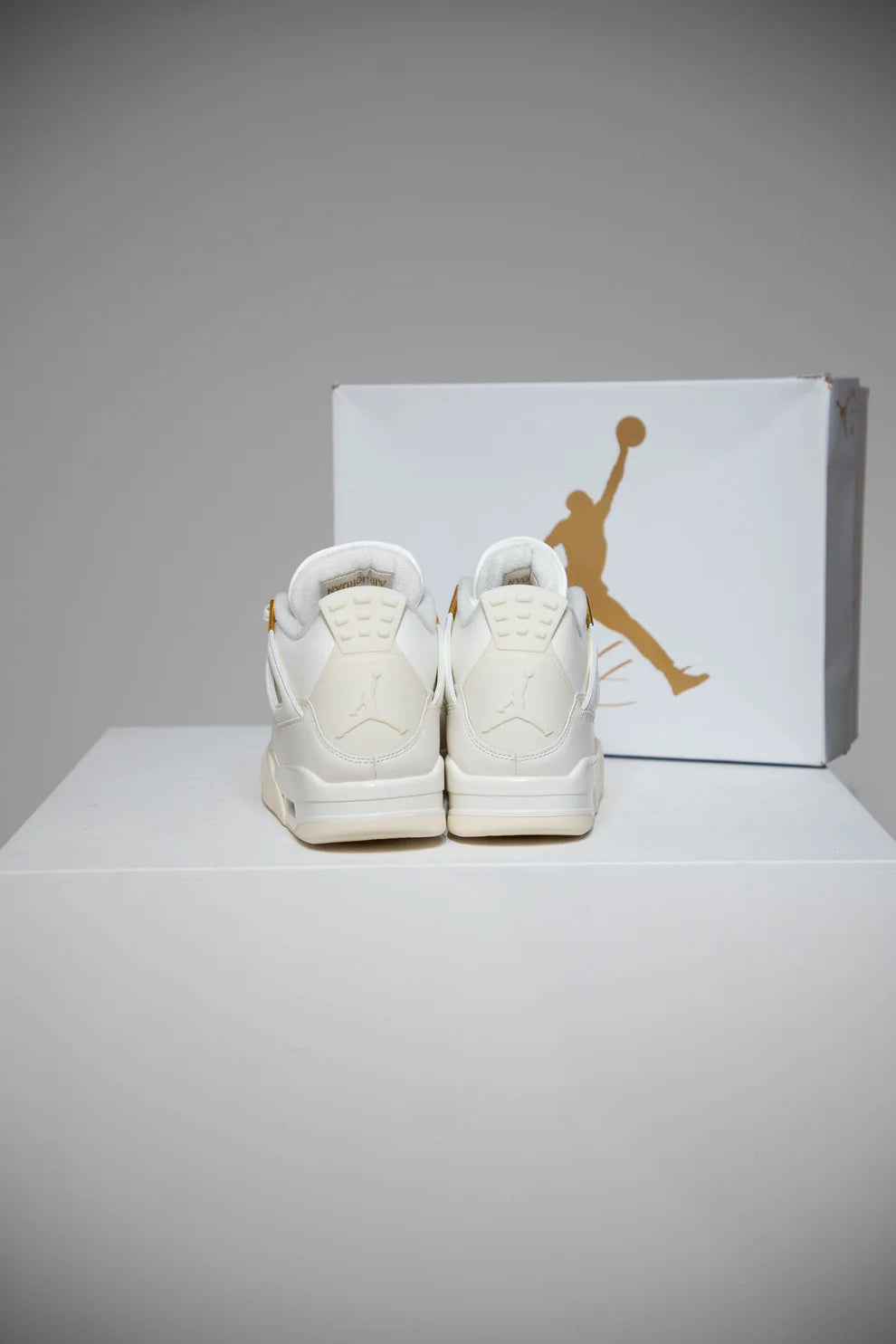 Jordan 4 Metallic Gold (Taille 43)