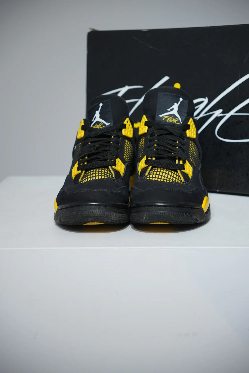 Jordan 4 Thunder (Taille 44)