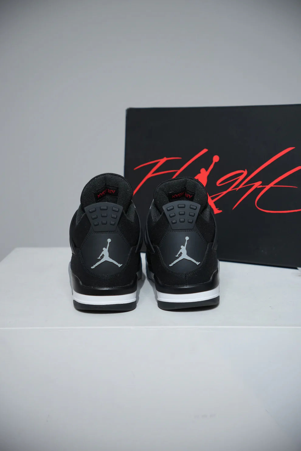 Jordan 4 Black Canvas (Taille 44)