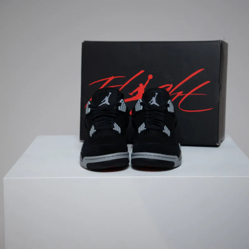 Jordan 4 Black Canvas (Taille 44)