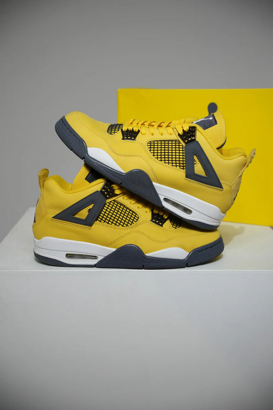 Jordan 4 Lightning (Taille 44)