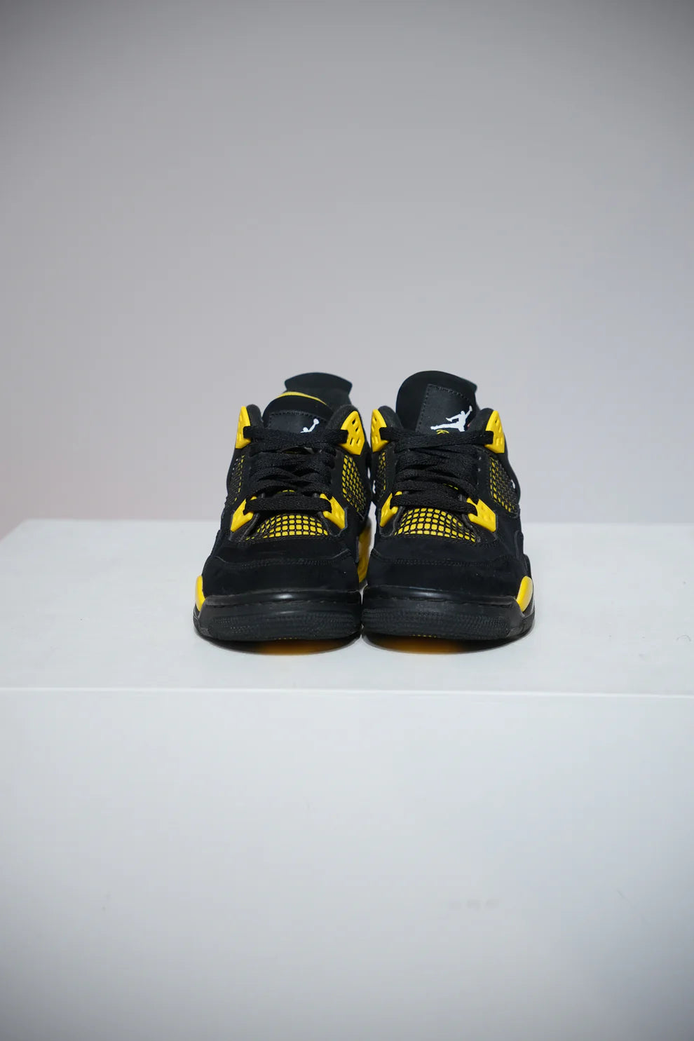 Jordan 4 Thunder GS (Taille 37,5)