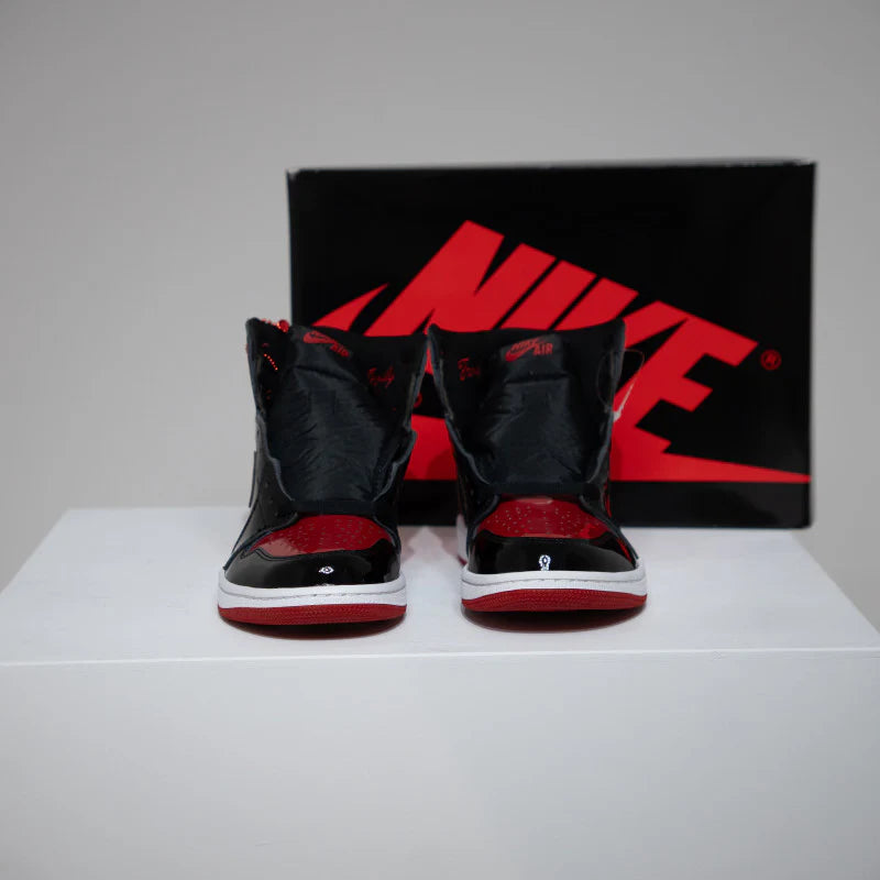 Jordan 1 High Patent Bred (Taille 37,5)