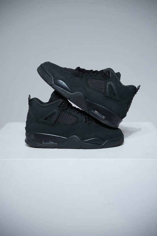 Jordan 4 Black Cat GS (Taille 38,5)