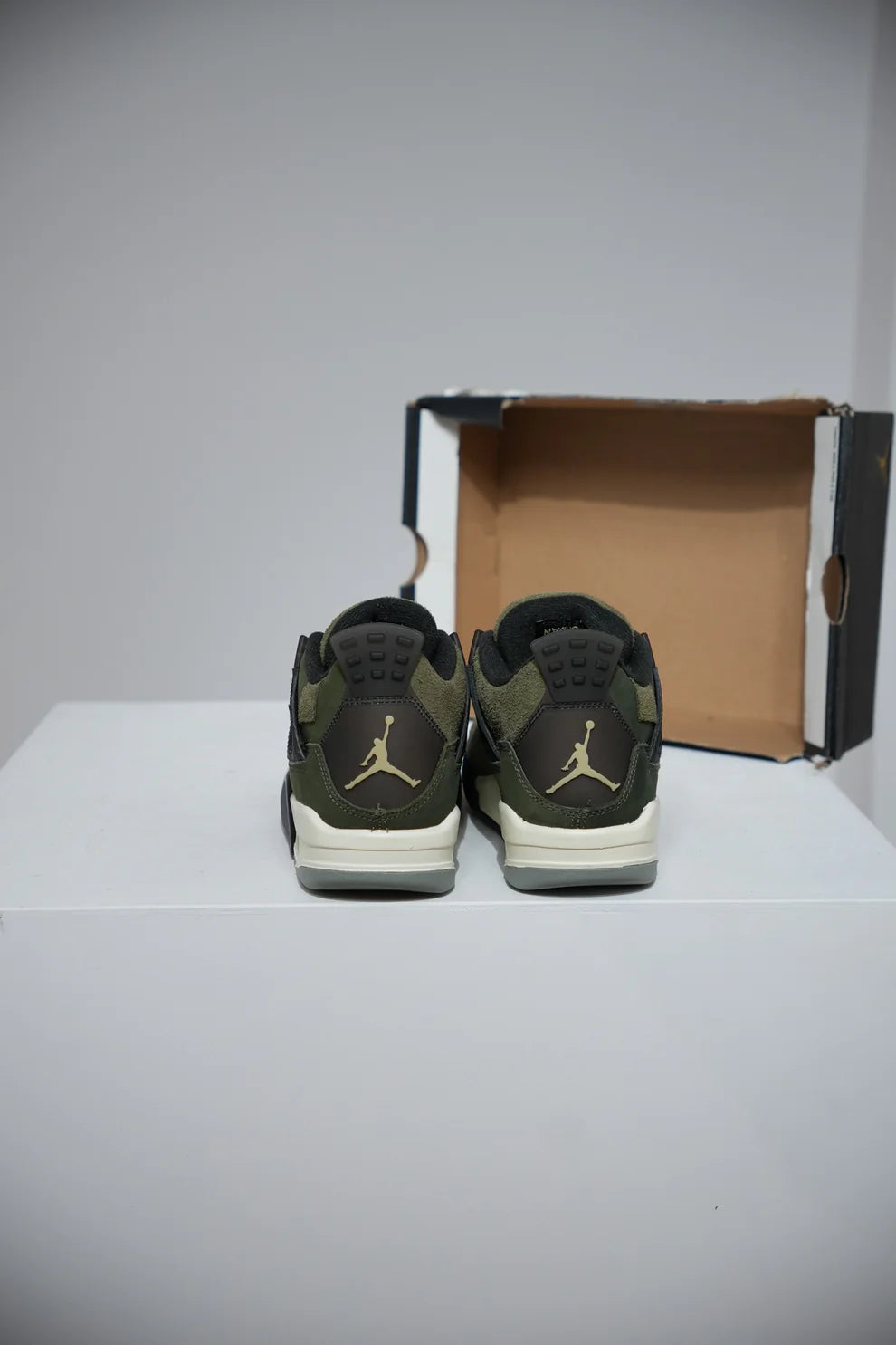 Jordan 4 Craft Olive GS (Taille 38)